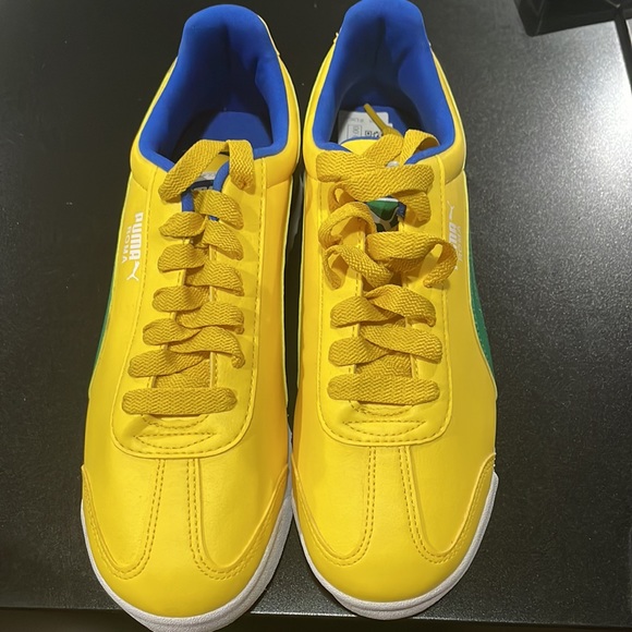 Puma Roma; Worn once; Colors: Green Yellow & Blue - Picture 2 of 3